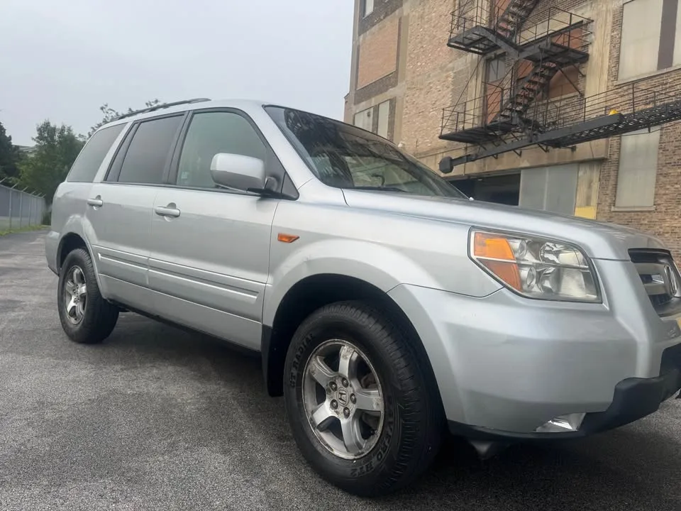 2007 Honda Pilot · EX Sport Utility 4D image indicator(4)