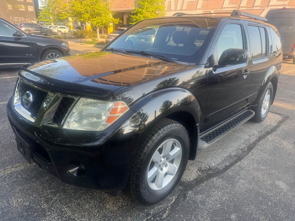 2008 Nissan Pathfinder SE Off-Road Sport Utility 4D - photo 2
