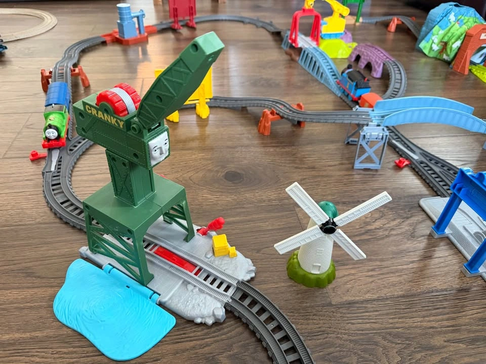 Thomas & Friends TrackMaster Motorized Train Bundle - photo 2