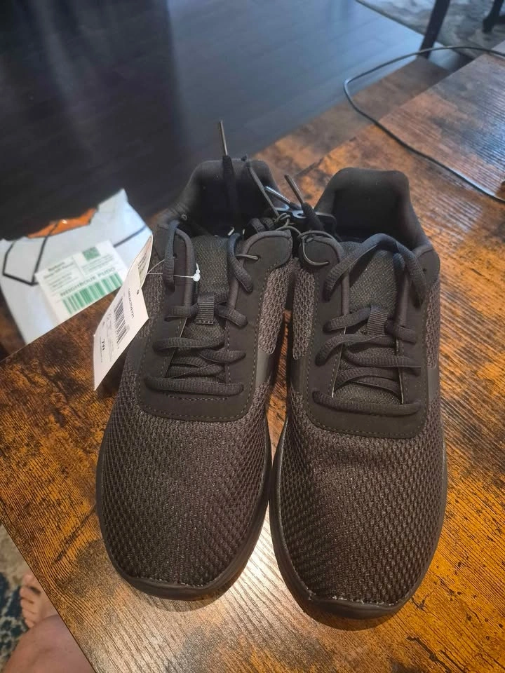 Brand New Size 7W Running Shoes Unisex - photo 2