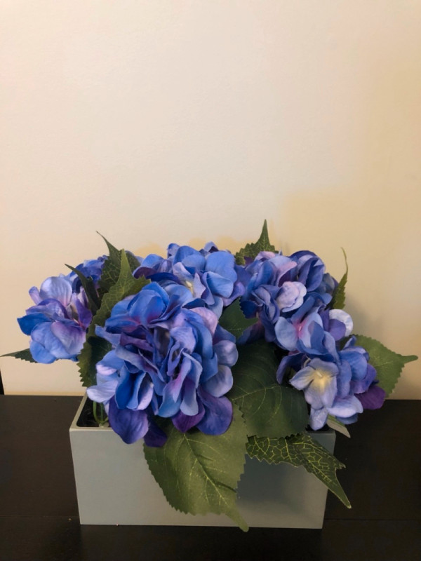 Hydrangea Arrangement Permanent Flowers Decor Plant Blue BNWT