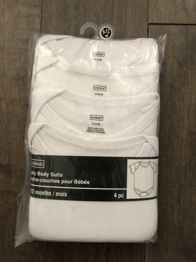 4 Baby Body Suits Jumper White 9-12 month
