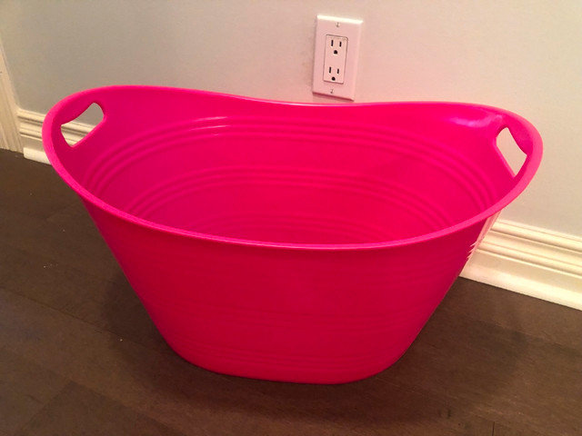 Plastic Bucket Tub Storage Pink BNWT