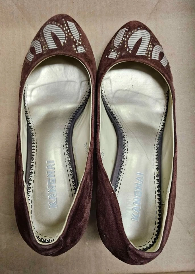 KANGNAI Brown Suede Rhinestone Heels - Size 39 (Fits US 7 - 7.5) - photo 2