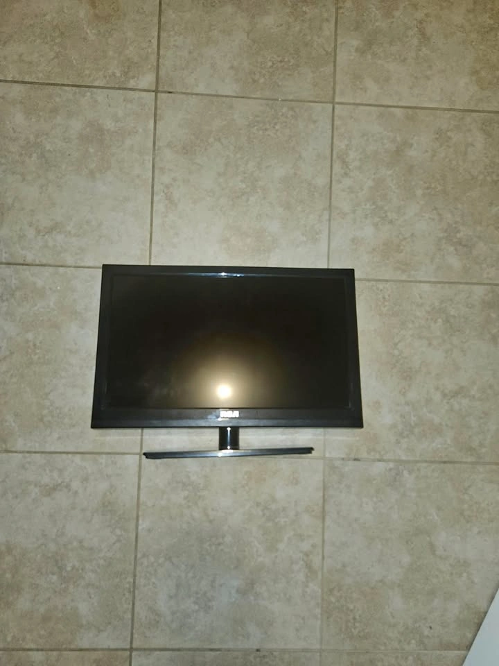 13" TV