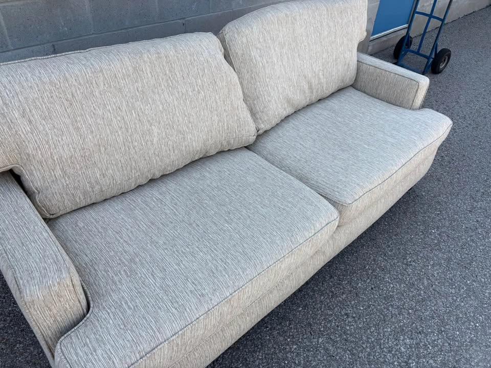Cream Large Love Seat Sofa - Free Delivery - photo 5