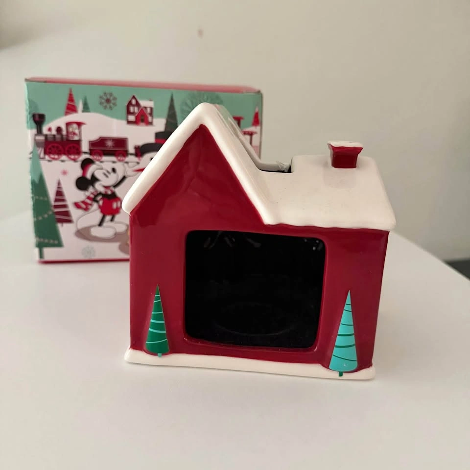 NWT Disney Store Christmas Mickey & Friends Candle Holder House - photo 4
