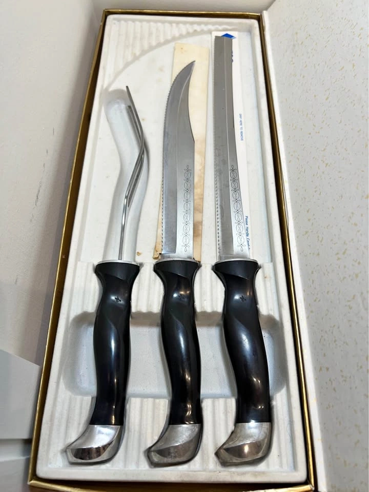 Cutco 3-Piece Carving & Slicer Set in Original Gold Seal Box