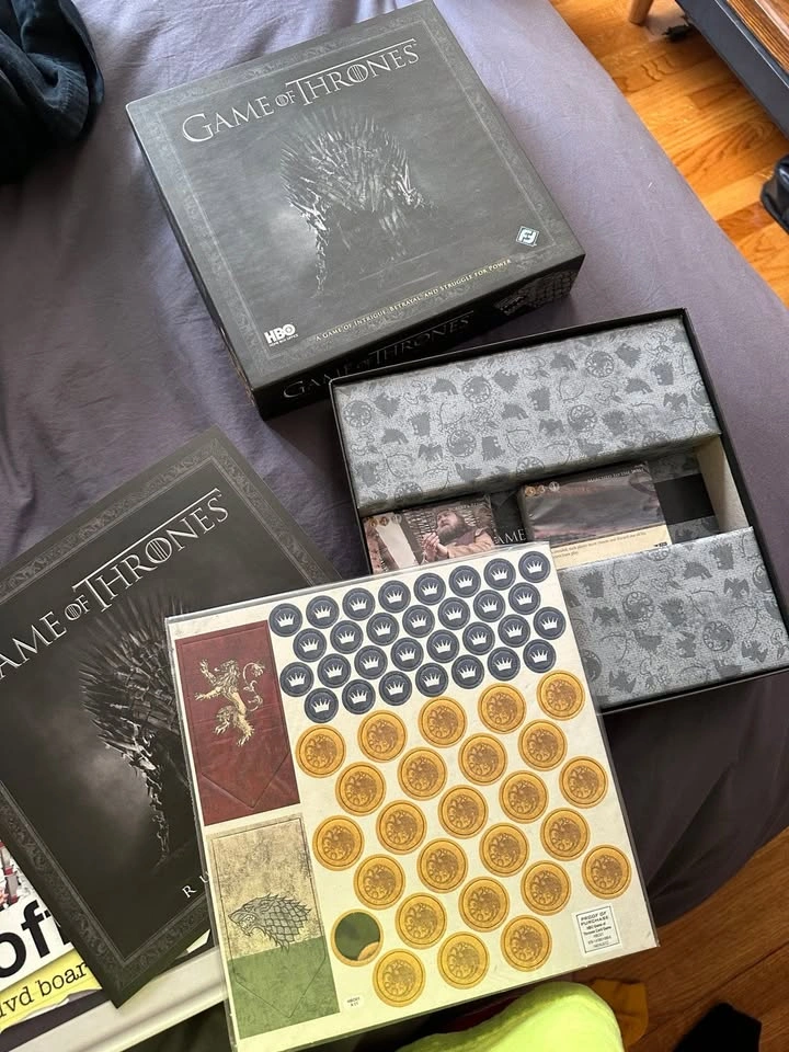 Game of Thrones Board Game HBO Fantasy Flight Games 2012 - photo 2