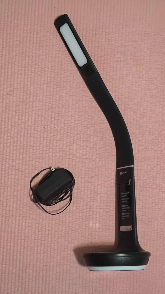 OttLite Wellness Series Wireless Charging LED Lamp - photo 2