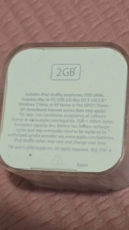 Apple iPod Shuffle 4th Generation - photo 5