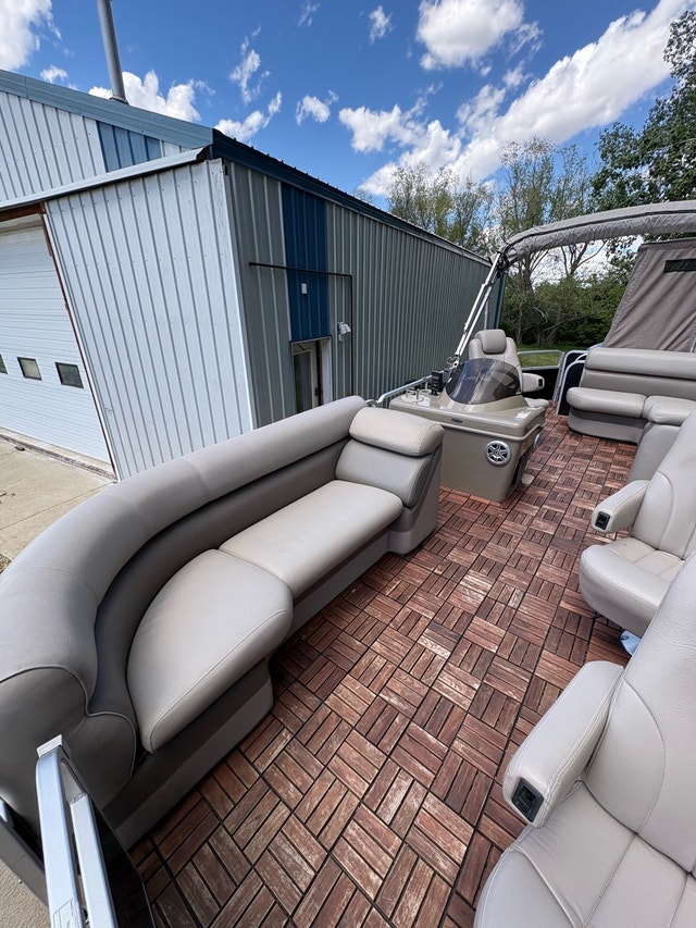 2011 Premier Sunsation 220 Pontoon Boat - photo 3