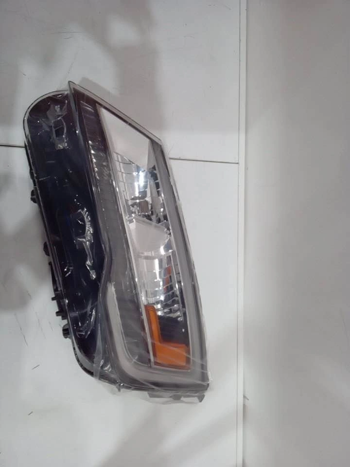 Driver side headlight for 2016-2018 Ford Explorer - photo 2