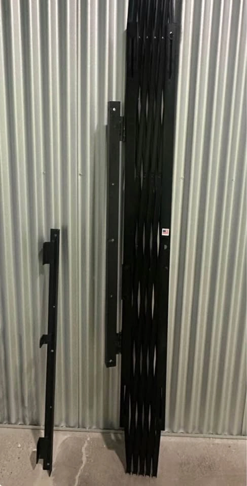 METAL SLIDING DOOR 67.5 inches tall 53 inches width - photo 3