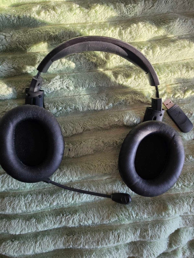 HyperX Cloud X Wireless Gaming Headphones - photo 2