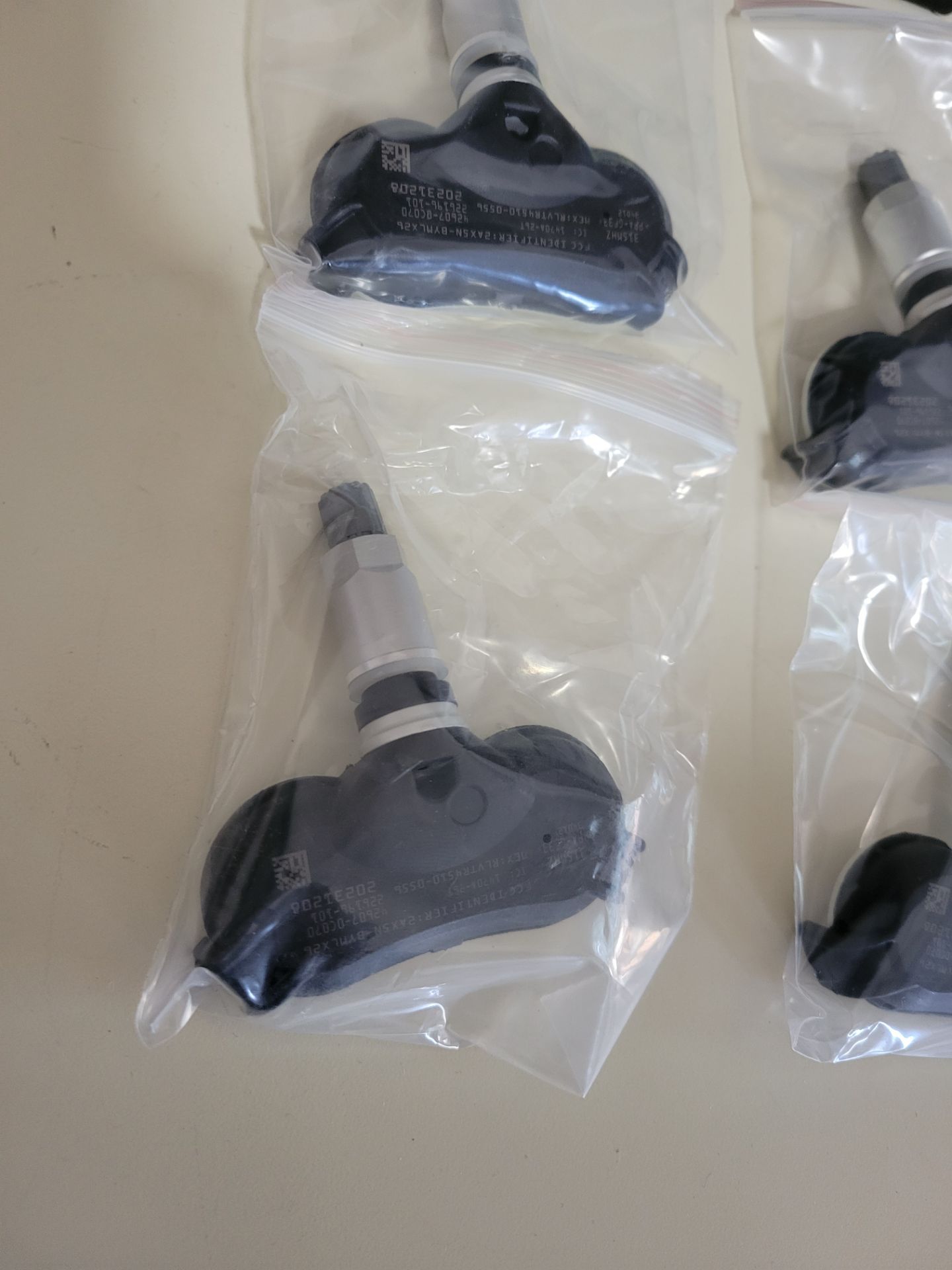 SET TPMS Tire Pressure Sensor for TOYOTA SIENNA TUNDRA SEQUOIA - photo 2