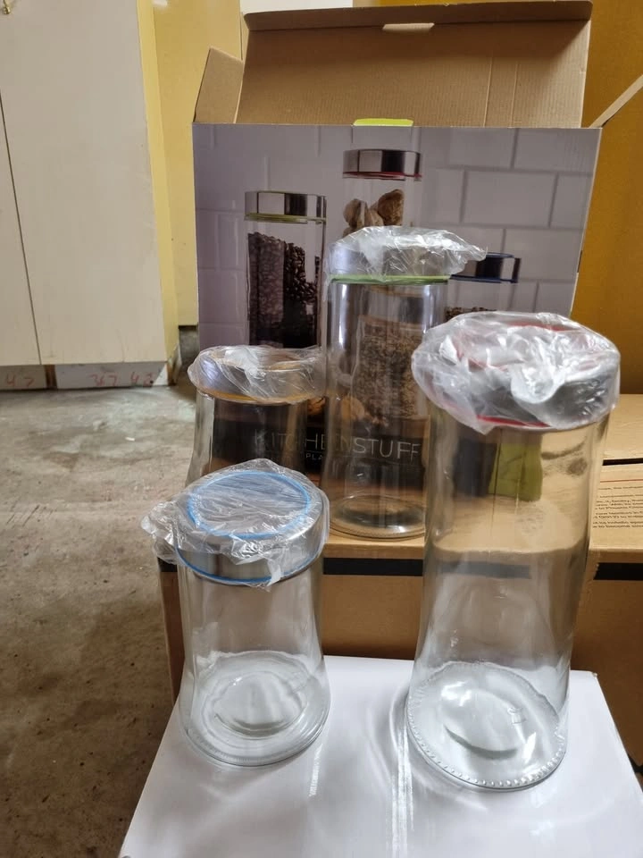 Brand New - KitchenStuff - Full set Glass Storage Container - photo 2
