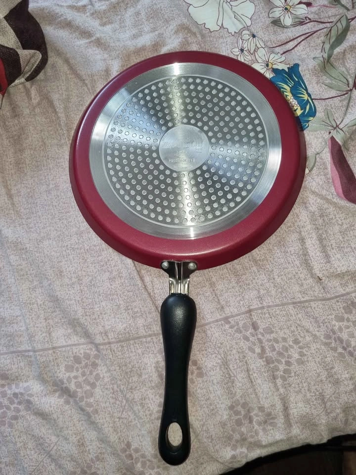 Brand New Dosa Tawa 24 cm non stick and dishwasher safe - photo 3
