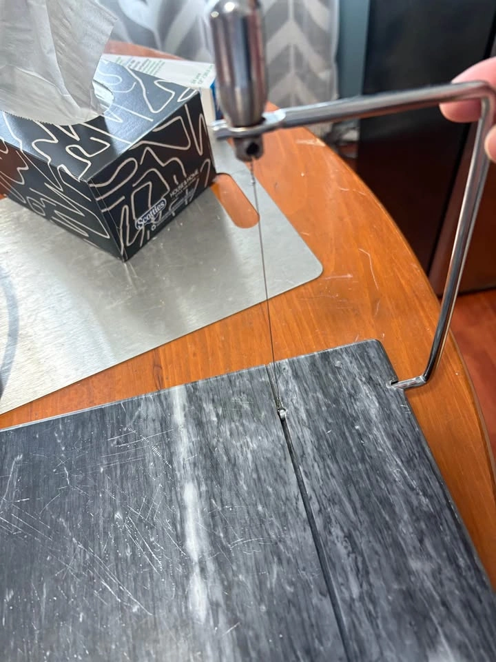 Cheese cutter - marble (sturdy) - photo 2
