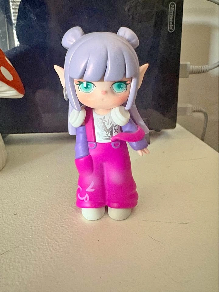 Miniso figure