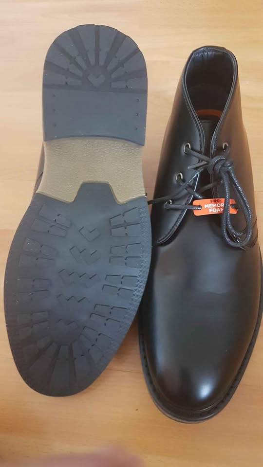 Men's black shoes size 10US - photo 3