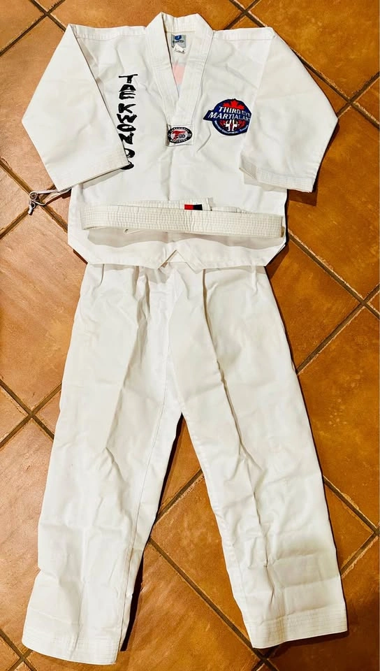Shield Taekwondo Uniform Size 00/130