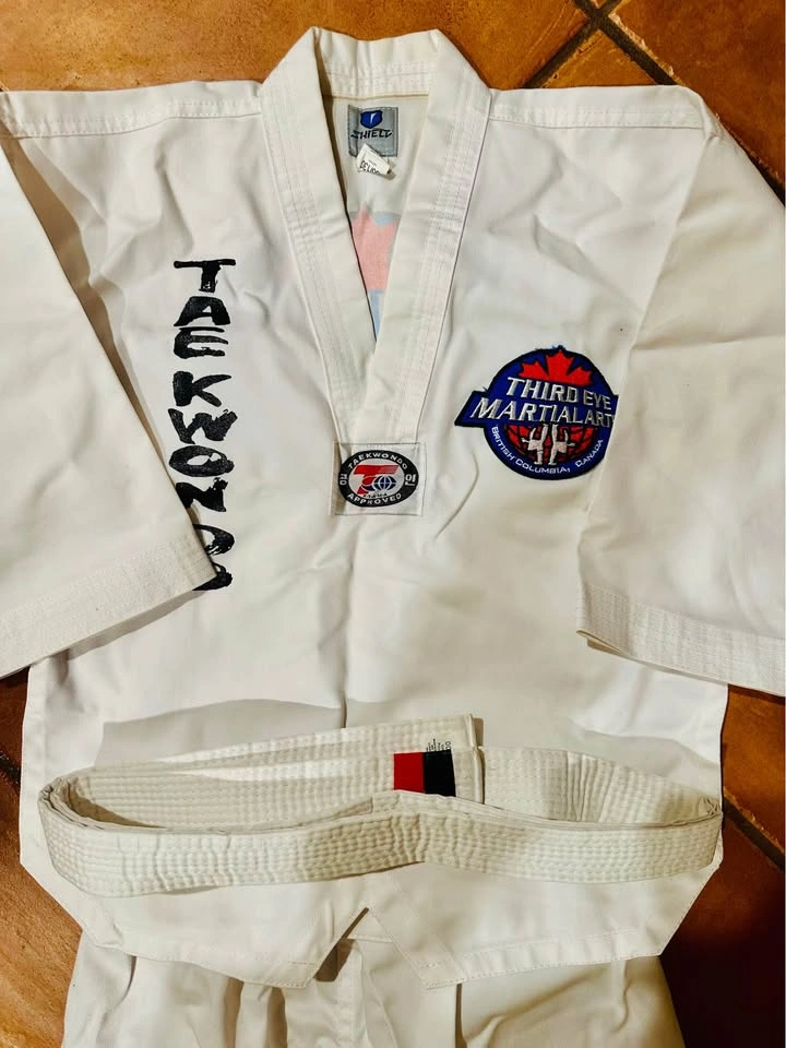 Shield Taekwondo Uniform Size 00/130 - photo 2