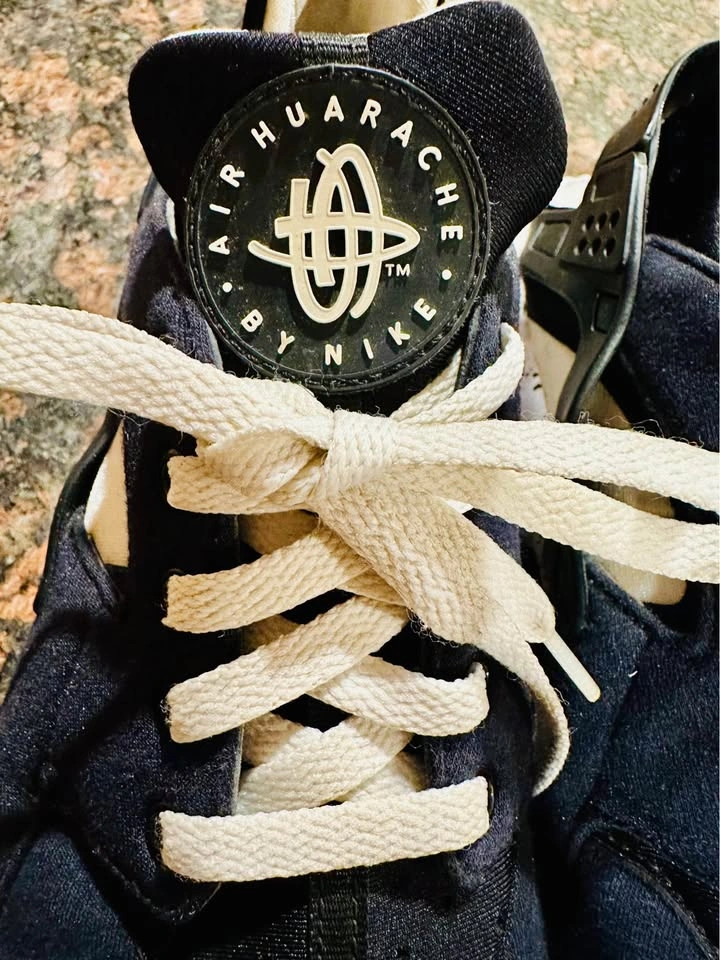 Nike Air Huarache Sneakers - photo 2