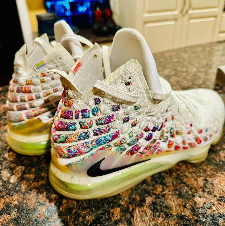 Nike LeBron 17 'Future Air' - photo 2