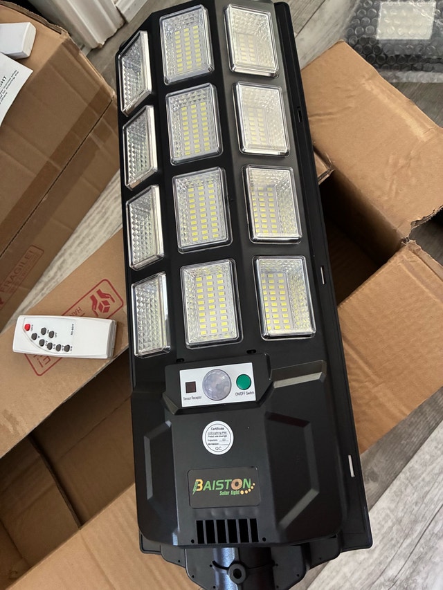 Baiston Solar Light