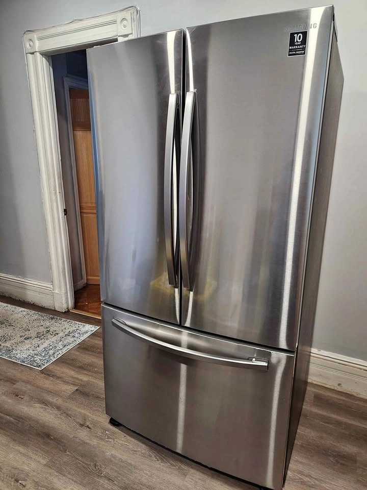 36" Samsung RF28T5001SR French Door Refrigerator