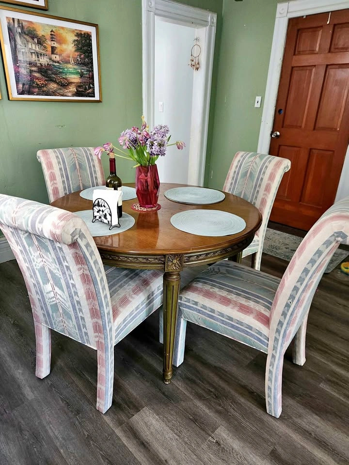 Set of 2 chairs