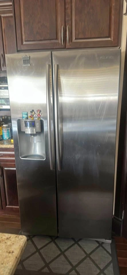 Samsung Side-by-Side Refrigerator RS265T DRS