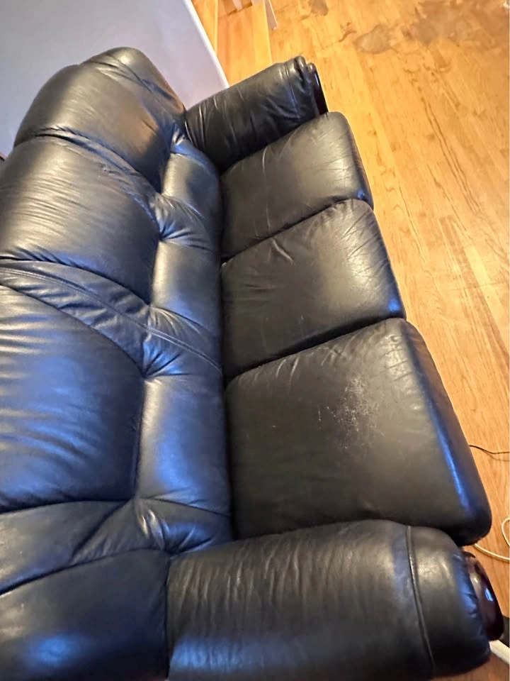 Couch set used - photo 2