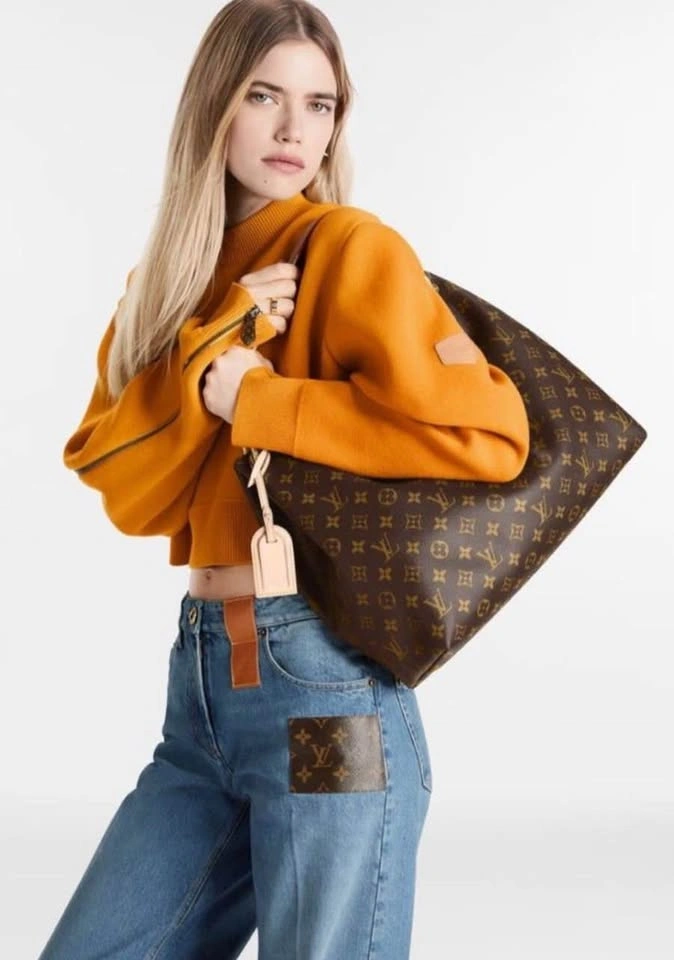 Authentic Louis Vuitton Shoulder Bag Graceful MM - photo 3