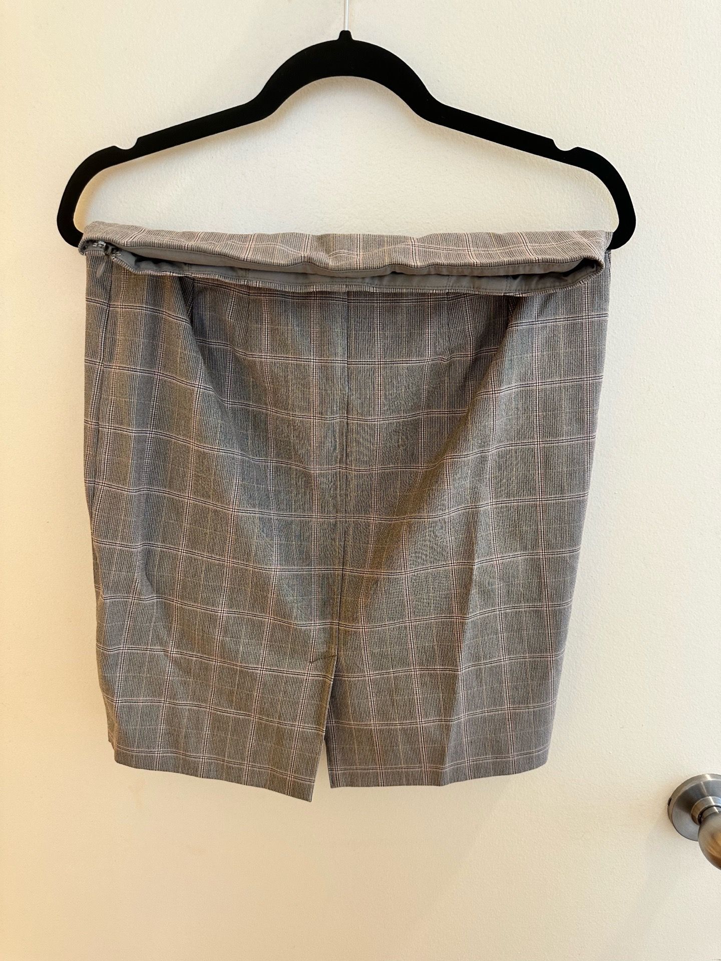 EDITOR HIGH WAISTED PLAID PENCIL SKIRT