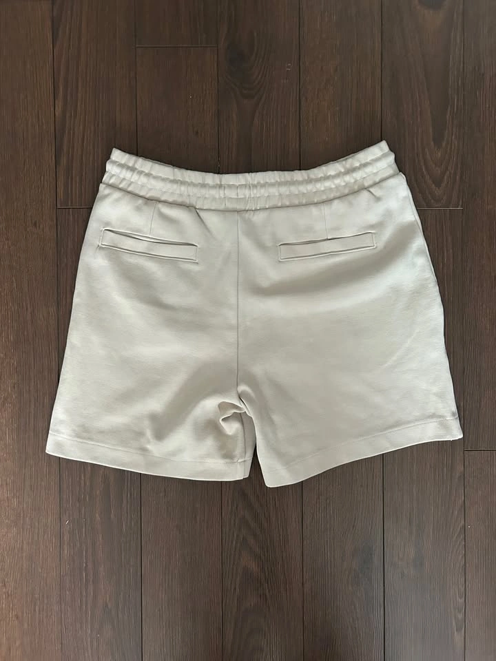 Beige H&M Shorts (Size M) - photo 2