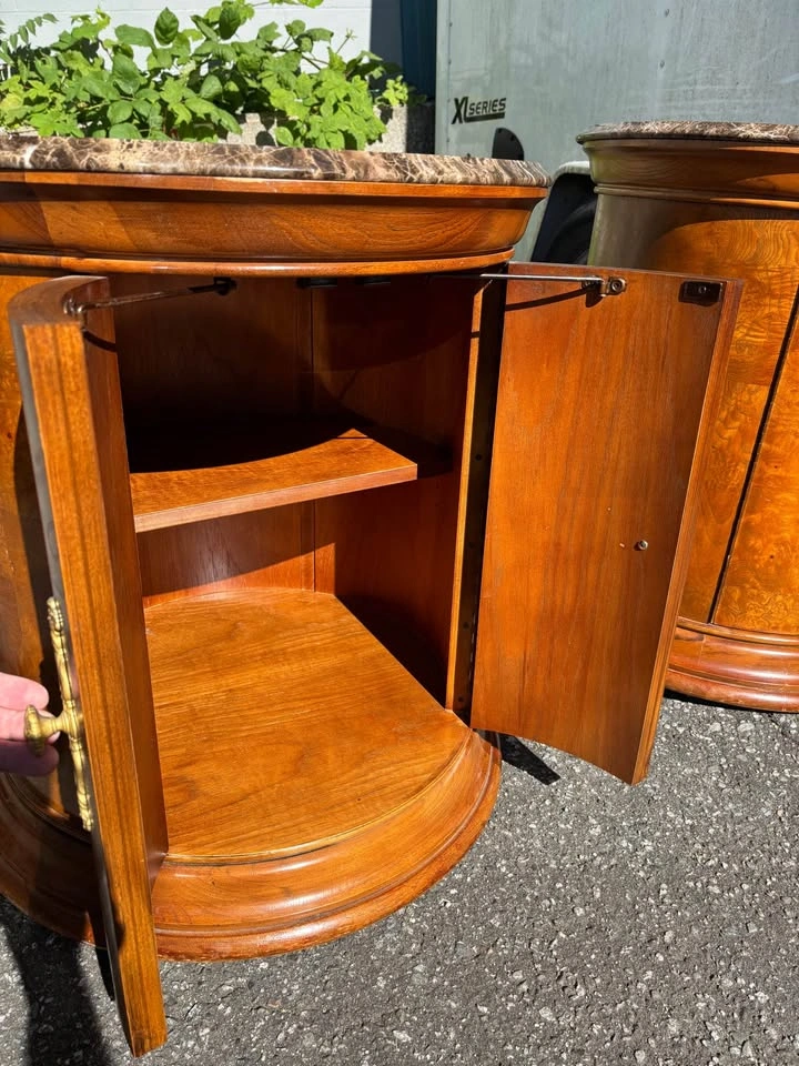 Pair of Round Marble Top Wood Side Tables - photo 2