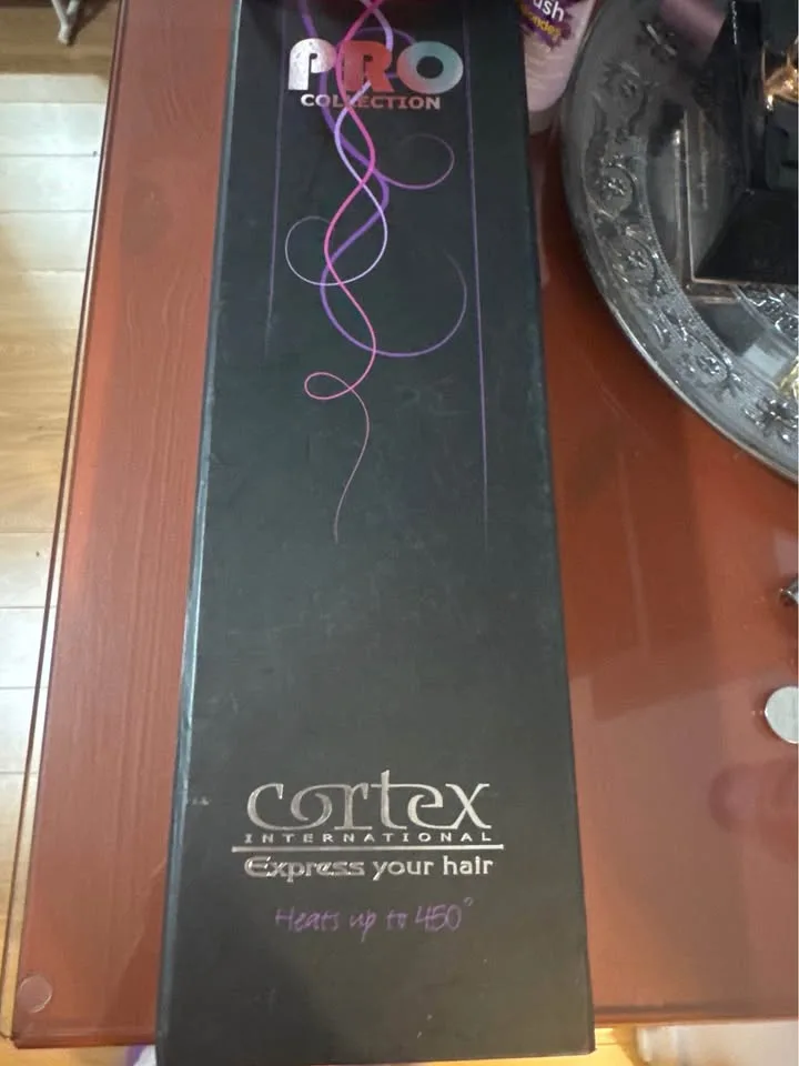 Cortex International 1 1/2 Inch Curling Iron - CTX-15CIB image indicator(4)