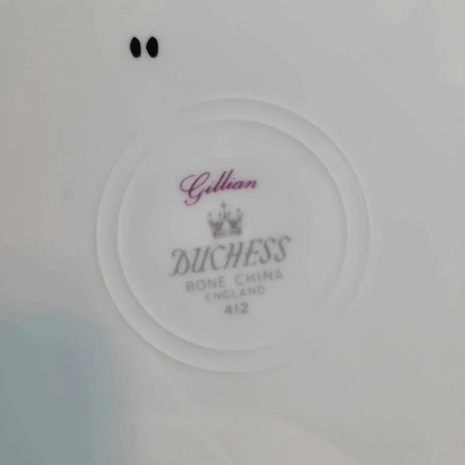 Duchess 25th Anniversary Commemorative Plate image indicator(6)