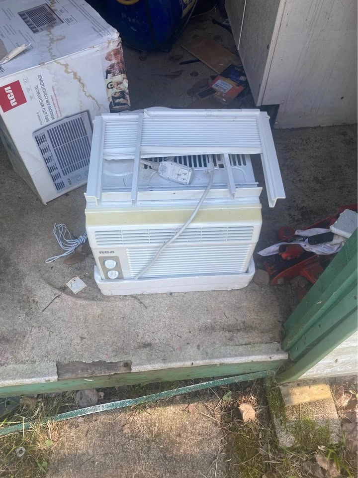 RCA 5000 BTU Mechanical Window Air Conditioner RACM5000-E - photo 2