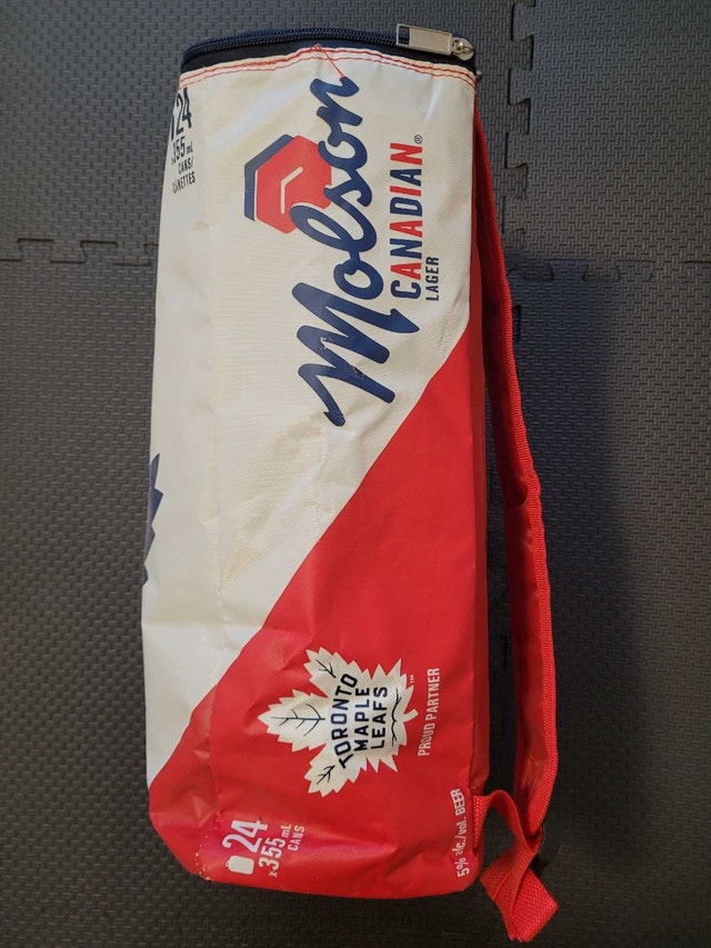 Molson Canadian, Toronto Maple Leafs Backpack Cooler, NEW - photo 4