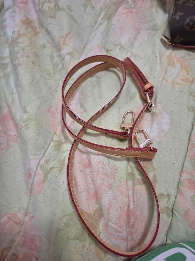 Louis Vuitton bag for sale - photo 2