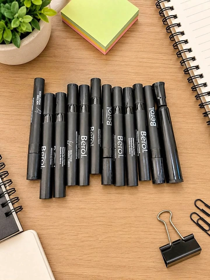 Set of 12 Black Permanent Markers – Office & School Supplies