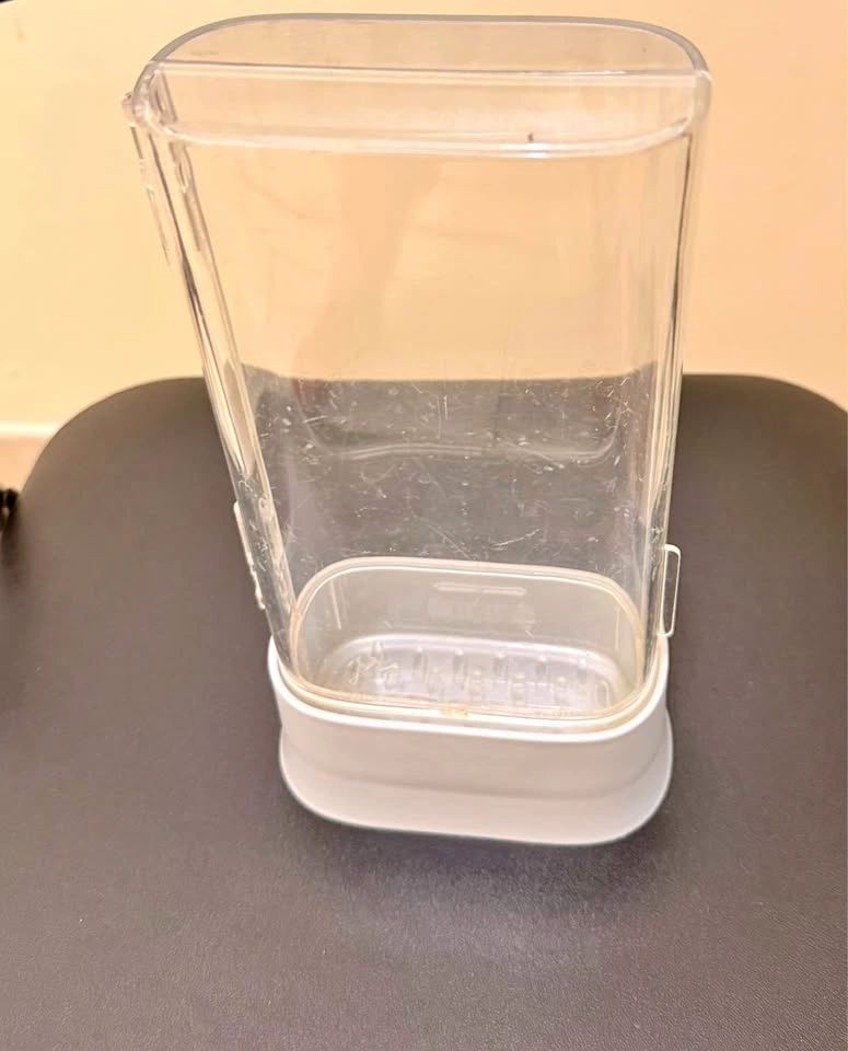 Self-Watering Herb Container with Water Reservoir