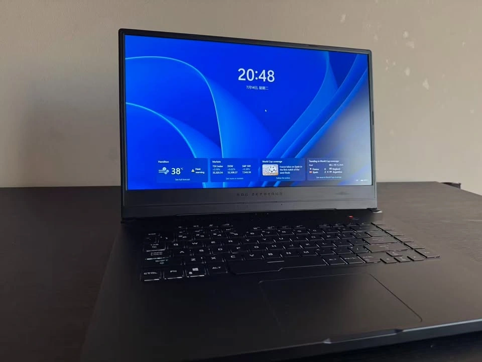 ASUS ROG Zephyrus G15 Gaming Laptop | Ryzen 7 4800HS | GTX 1660 - photo 2
