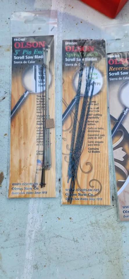 Dremel scroll saw with accessories image indicator(4)