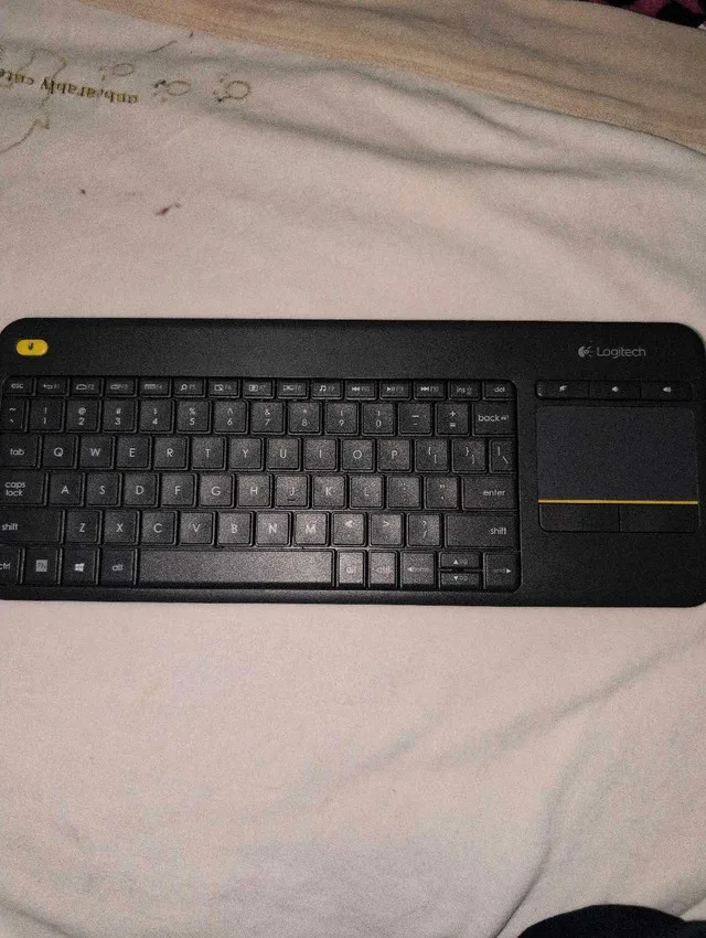 Logitech K400 Plus Keyboard