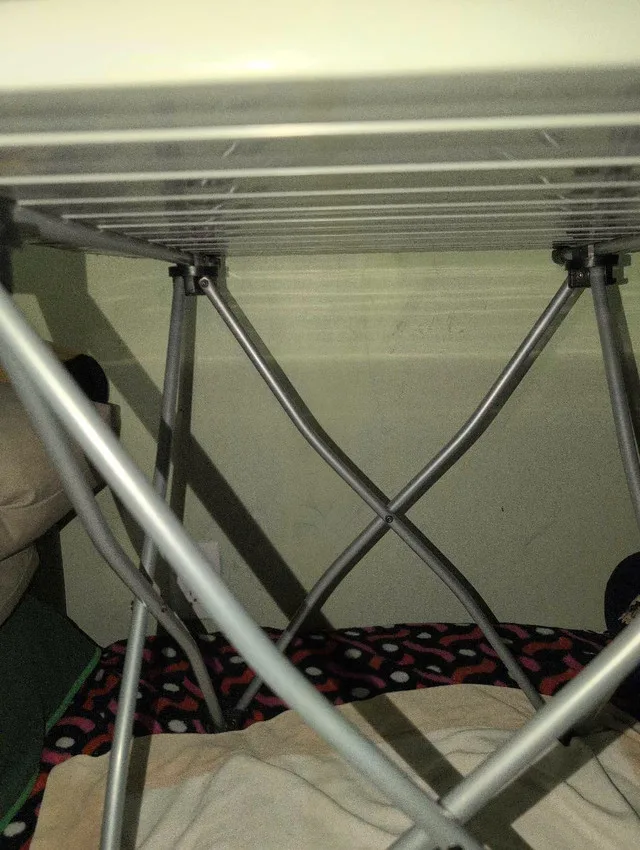 Northern Escape Table