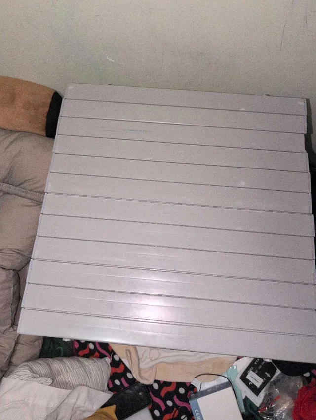 Northern Escape Table image indicator(2)